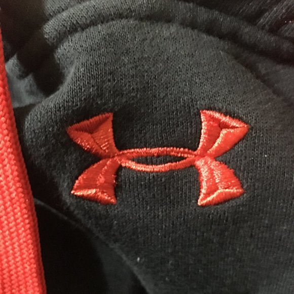 Under Armour Black Hoodie - Picture 5 of 12